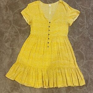 Romwe NWT golden yellow with tiny flowers flowy dress, size S (4)